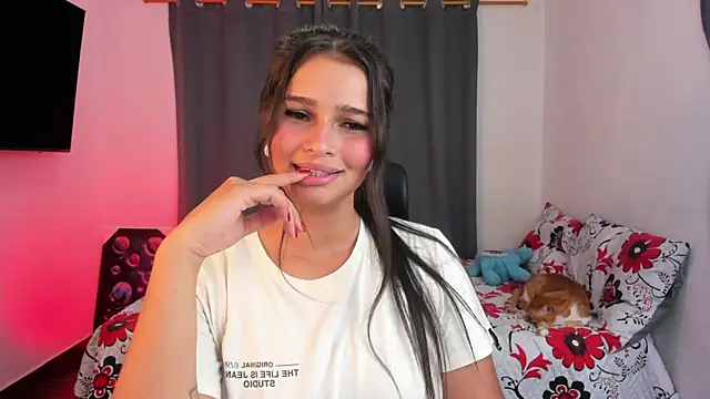 Snapshot of Abby_Parker1 chatting on 10, 10, 2025 Abby Parker1 online show from 10, 10, 2025