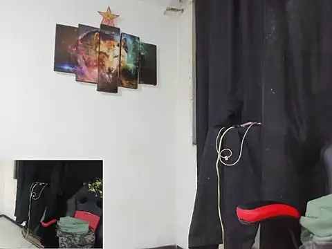 liiarosex online show from 27, 5, 2026