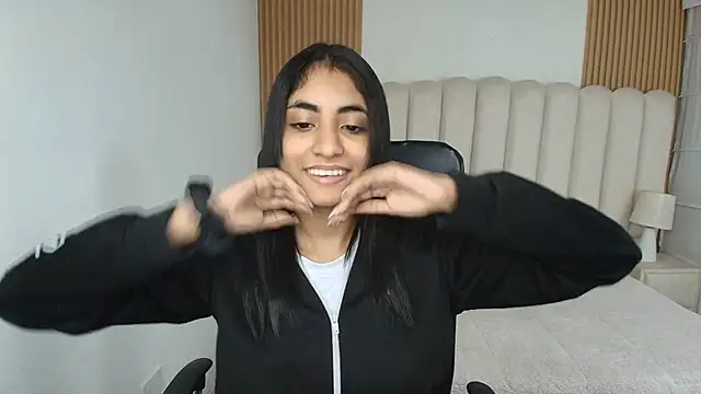 shaneelle online show from 16, 4, 2026