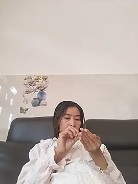 Sexy-ladyboobs20 online show from 14, 5, 2026