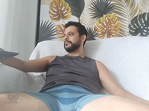 HornyBeachBoyBR online show from 31, 1, 2025