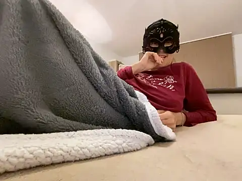 Marilou1983 online show from 7, 3, 2025