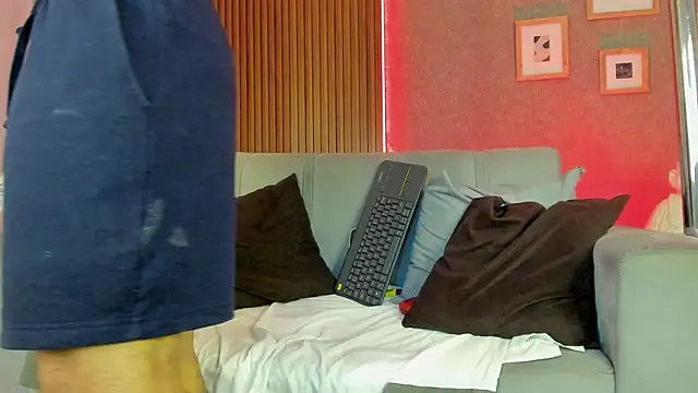 JuanfeMorales online show from 6, 12, 2024