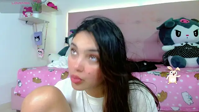 Snapshot of Kylie_brokee chatting on 3, 3, 2025 Kylie brokee online show from 3, 3, 2025