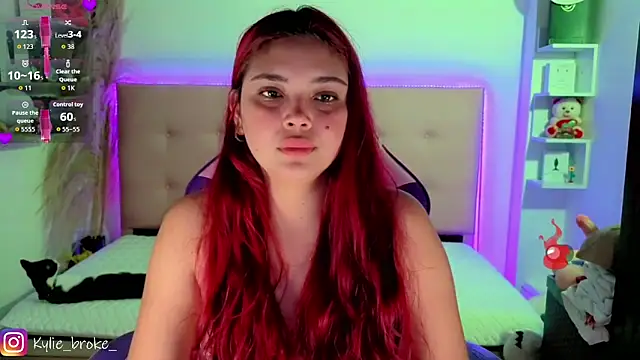 Snapshot of Kylie_brokee chatting on 30, 4, 2026 Kylie brokee online show from 30, 4, 2026
