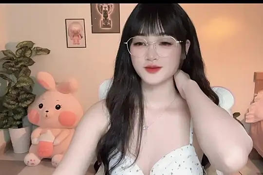  Aimy  online show from 13, 10, 2025