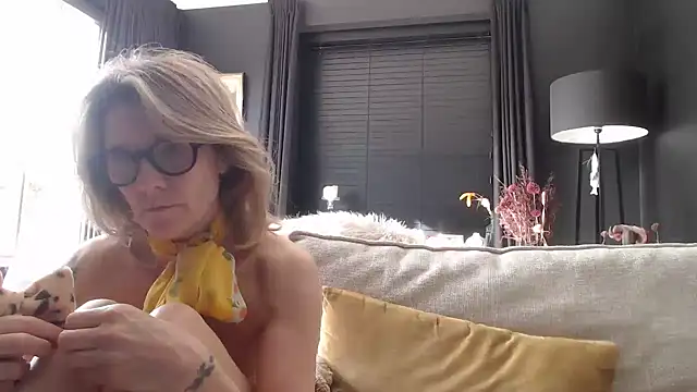 godinflower online show from 5, 4, 2026