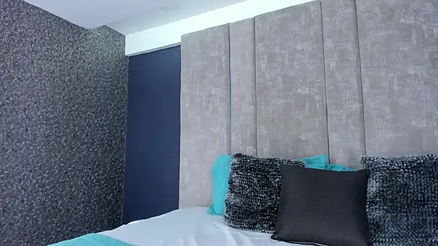 Snapshot of AmmyJones_ chatting on 8, 4, 2026 AmmyJones online show from 8, 4, 2026