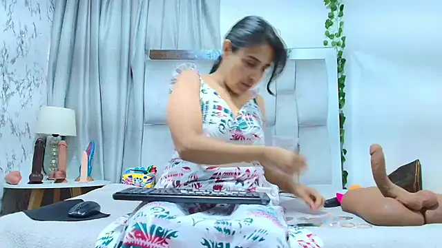  Marcela   online show from 21, 10, 2025