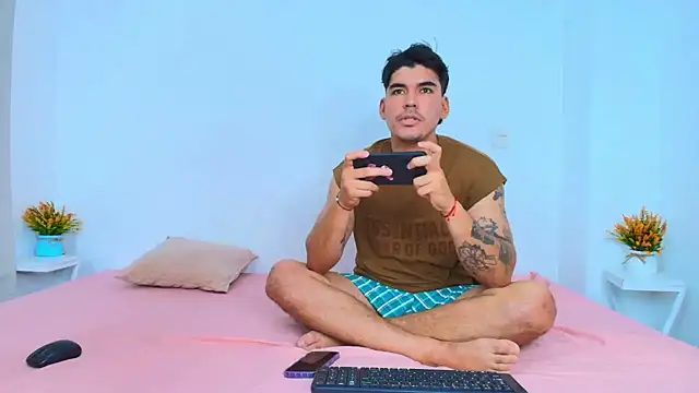 jade and jake  online show from 14, 7, 2026