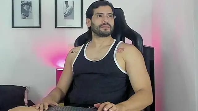 Dereck vega online show from 3, 7, 2026