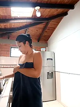 SamaraJay1 online show from 10, 4, 2026