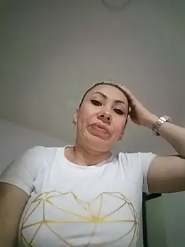 coral smitth online show from 22, 10, 2025