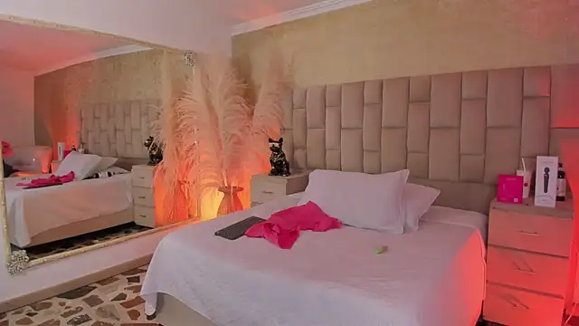 EmmaTorres  online show from 10, 1, 2026