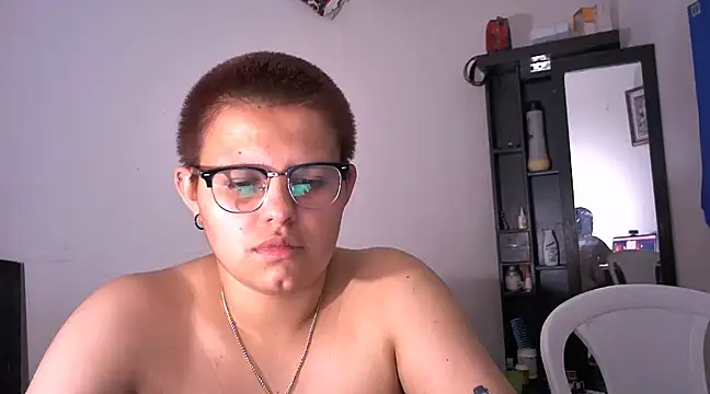 Snapshot of tatsumi_nao chatting on 11, 12, 2024 tatsumi nao online show from 11, 12, 2024