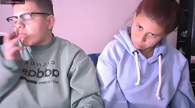 Snapshot of tatsumi_nao chatting on 21, 12, 2024 tatsumi nao online show from 21, 12, 2024