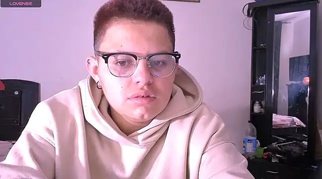 Snapshot of tatsumi_nao chatting on 21, 12, 2024 tatsumi nao online show from 21, 12, 2024