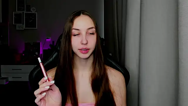 Snapshot of Sm0ly chatting on 16, 4, 2026 Sm0ly online show from 16, 4, 2026