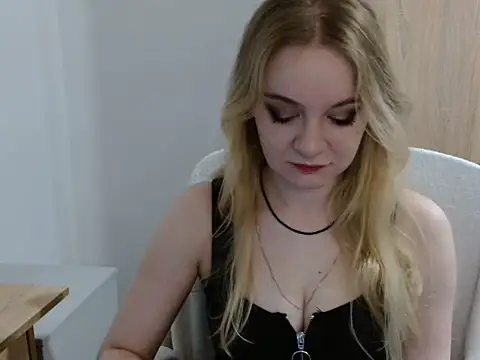 AlmaHoney online show from 6, 7, 2026