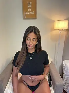 Brownfitbabyy online show from 31, 3, 2026