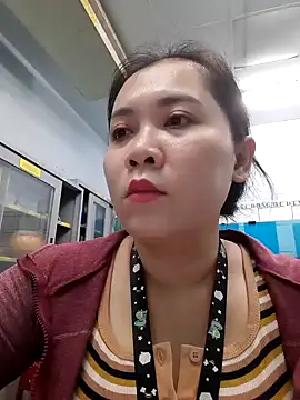 Snapshot of Benlla2802 chatting on 16, 12, 2024 Benlla2802 online show from 16, 12, 2024