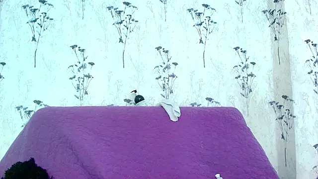 Mia candy 0 online show from 21, 2, 2025