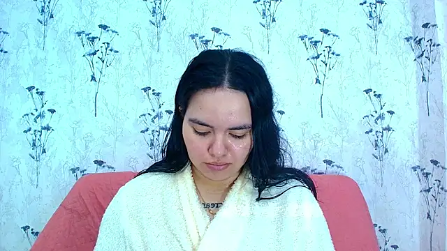 Mia candy 0 online show from 13, 3, 2025