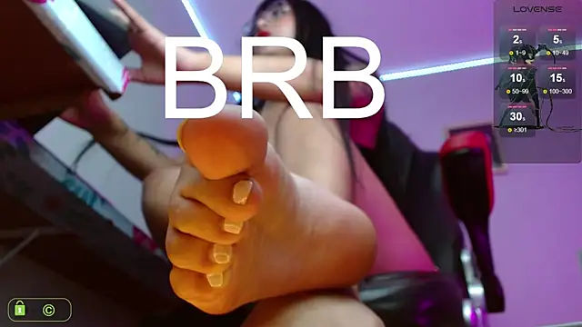 Miss scarllet  online show from 7, 2, 2025