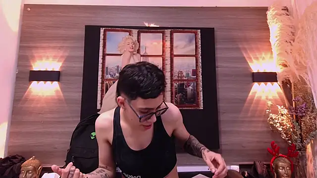 Cutie Shy  online show from 15, 11, 2025