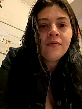 kriztal pretty online show from 29, 11, 2025