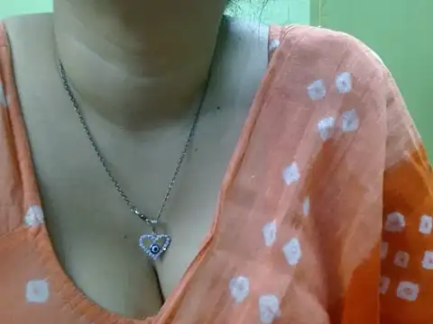 Snapshot of LOVERIAKOL chatting on 9, 5, 2026 LOVERIAKOL online show from 9, 5, 2026