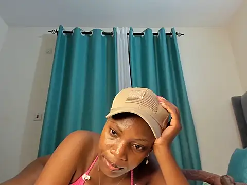 dolly booty online show from 9, 10, 2025