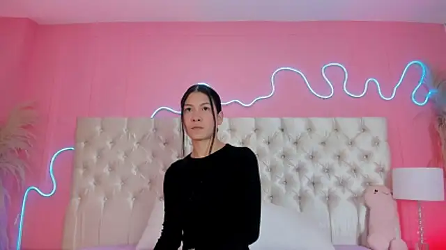 Julieta Cortes   online show from 10, 2, 2026