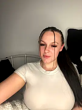Snapshot of riri_bstvx chatting on 1, 12, 2024 riri bstvx online show from 1, 12, 2024