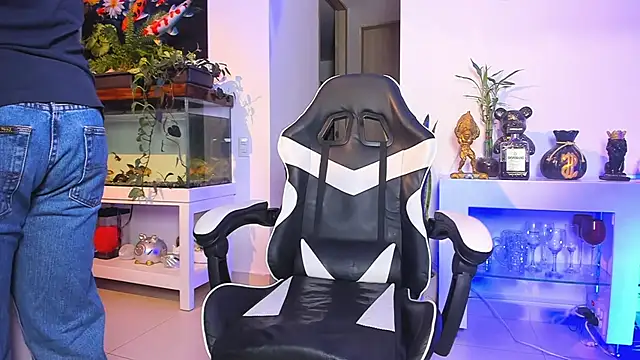 Snapshot of Johnnygrayson1 chatting on 4, 2, 2026 Johnnygrayson1 online show from 4, 2, 2026