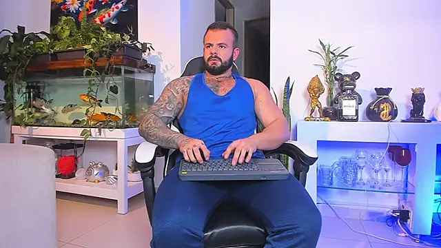 Snapshot of Johnnygrayson1 chatting on 6, 2, 2026 Johnnygrayson1 online show from 6, 2, 2026