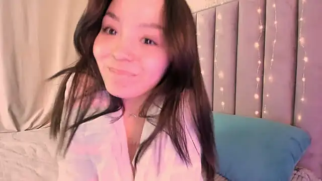 Snapshot of TaiteGloss chatting on 9, 3, 2025 TaiteGloss online show from 9, 3, 2025