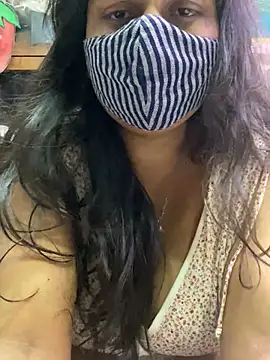 HaaniKaur online show from 3, 3, 2025