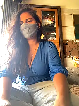 HaaniKaur online show from 1, 11, 2025