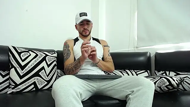 tommycash 777 online show from 28, 7, 2026