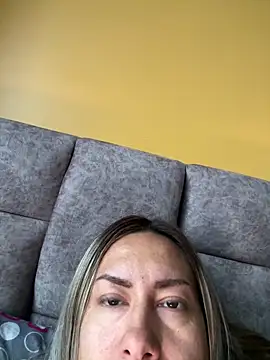 xLadyScarlettx online show from 13, 2, 2025