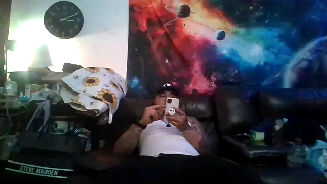 Snapshot of Antoniothedon chatting on 9, 4, 2026 Antoniothedon online show from 9, 4, 2026