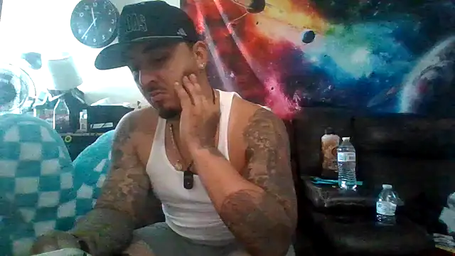 Snapshot of Antoniothedon chatting on 12, 4, 2026 Antoniothedon online show from 12, 4, 2026