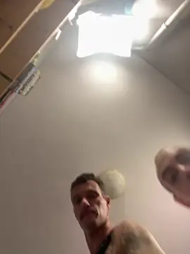 UnCuTupTheBuTT online show from 19, 9, 2025