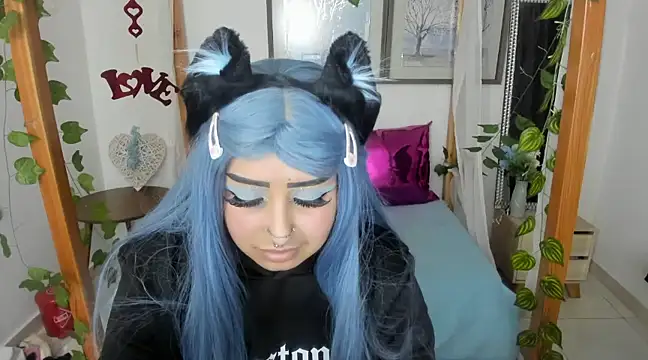 lussyevans24 online show from 12, 3, 2025