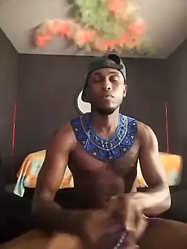 Ostinsanto online show from 25, 11, 2025