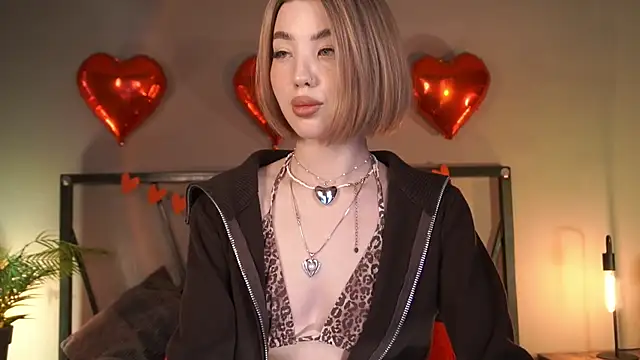 LindaThacker online show from 19, 2, 2025