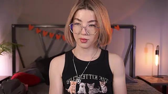 LindaThacker online show from 12, 3, 2025