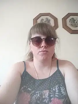 Snapshot of CoddessCrystal chatting on 13, 6, 2026 CoddessCrystal online show from 13, 6, 2026