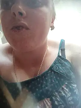 Snapshot of CoddessCrystal chatting on 17, 6, 2026 CoddessCrystal online show from 17, 6, 2026